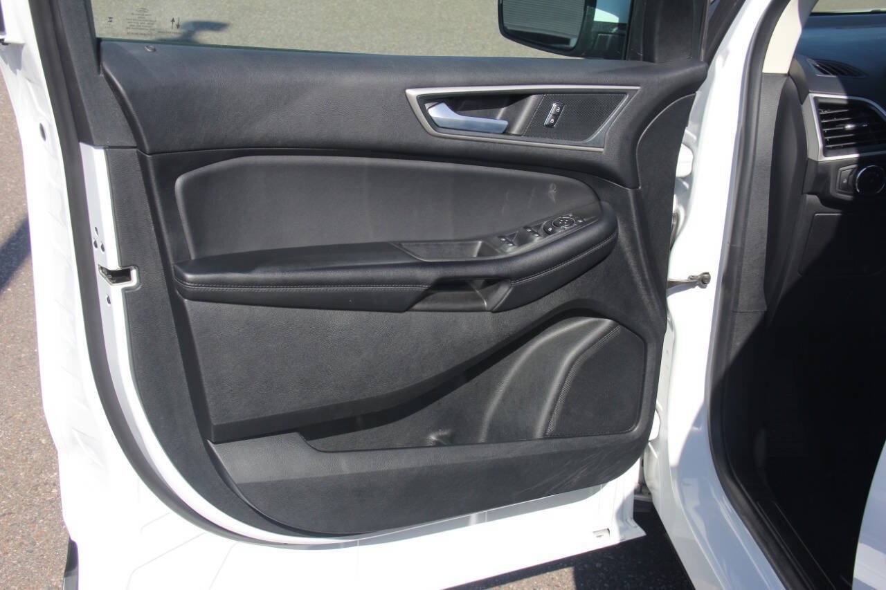 Used 2024 Ford Edge SEL AWD/4WD image 22