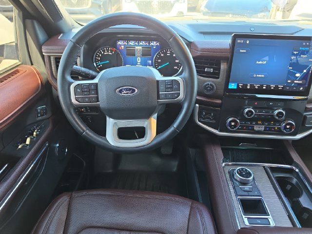 Used 2022 Ford Expedition Limited RWD image 9