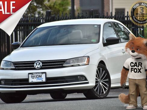 Used 2017 Volkswagen Jetta Sport FWD image 1