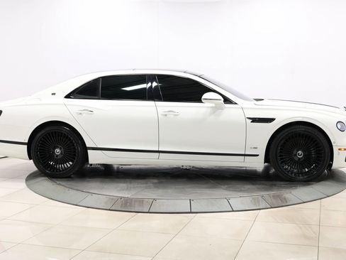 Used 2020 Bentley Flying Spur W12 image 85