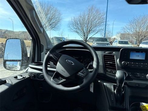 New 2025 Ford Transit 250 Low Roof RWD image 29