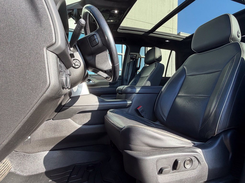 Used 2021 Chevrolet Tahoe Premier w/ Premium Package AWD/4WD image 7