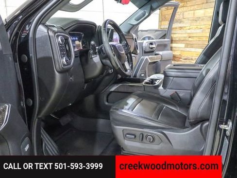 Used 2022 GMC Sierra 2500 Denali w/ Denali Black Diamond Edition image 11
