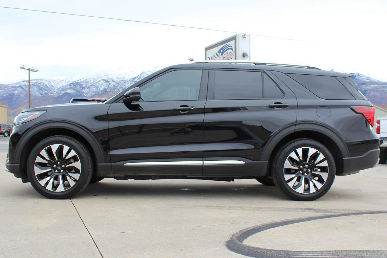 Used 2025 Ford Explorer Platinum w/ LUX Leather Package AWD/4WD image 42