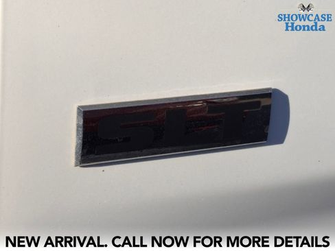 Used 2015 RAM 3500 SLT AWD/4WD image 13