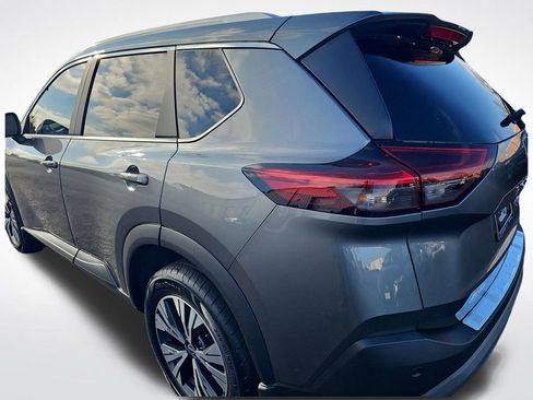 Used 2023 Nissan Rogue SV w/ SV Premium B Package image 27