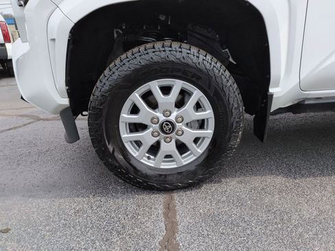 Used 2024 Toyota Tacoma SR image 27
