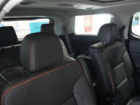 Used 2023 GMC Acadia AT4 w/ GMC Pro Grade Package AWD/4WD image 21