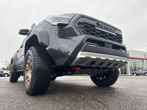 New 2025 Toyota Tacoma Trailhunter image 3