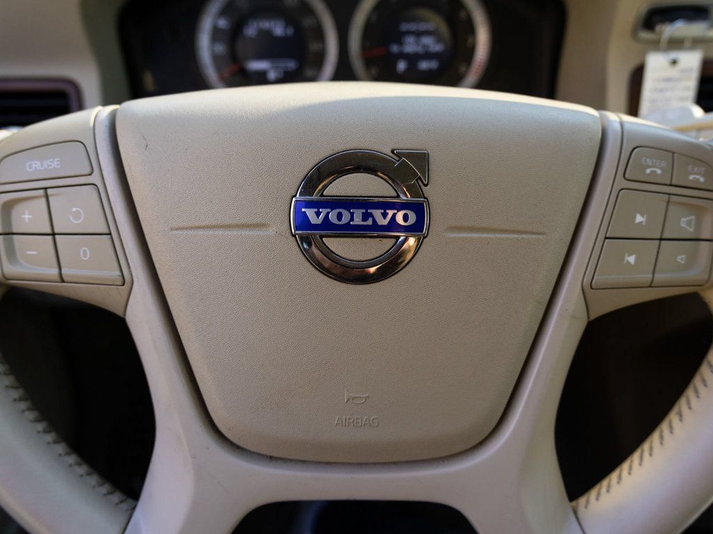Used 2010 Volvo XC70 3.2 AWD/4WD image 32