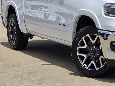 Used 2025 RAM 1500 Laramie AWD/4WD image 11