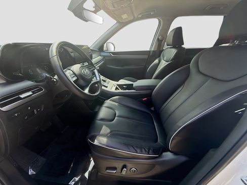Used 2025 Hyundai Palisade SEL FWD image 16
