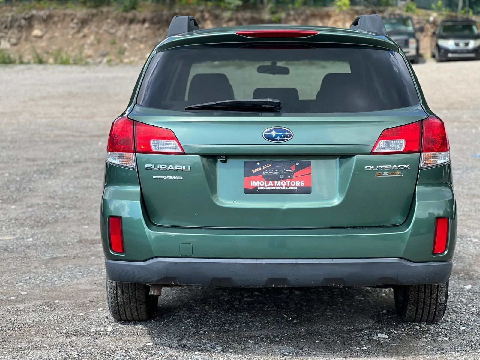 Used 2010 Subaru Outback 2.5i Limited AWD/4WD image 5