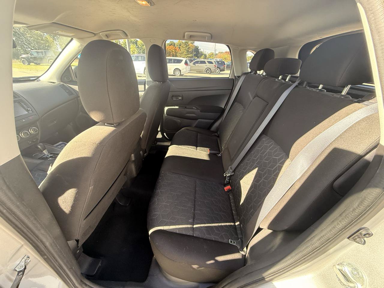 Used 2022 Mitsubishi Outlander Sport ES FWD image 13