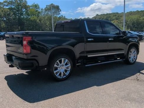 Certified 2022 Chevrolet Silverado 1500 High Country w/ High Country Premium Package image 8