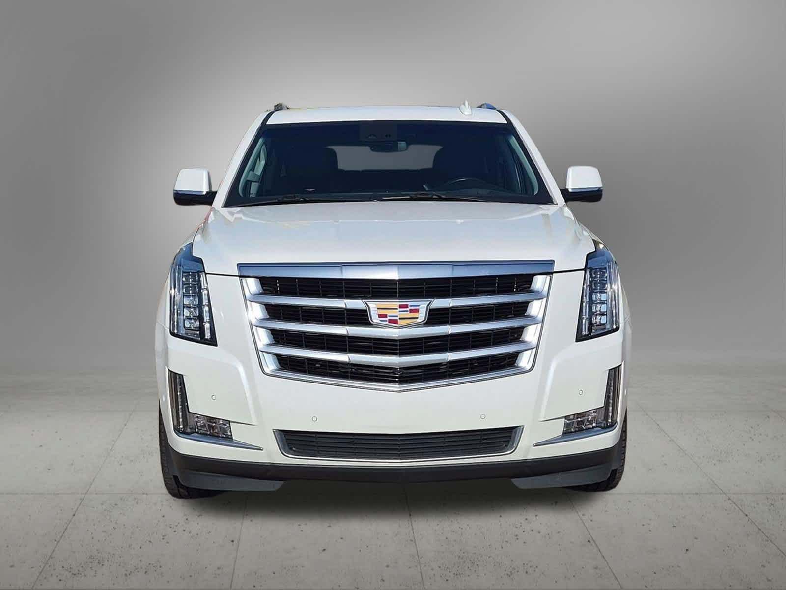 Used 2020 Cadillac Escalade Luxury AWD/4WD image 9