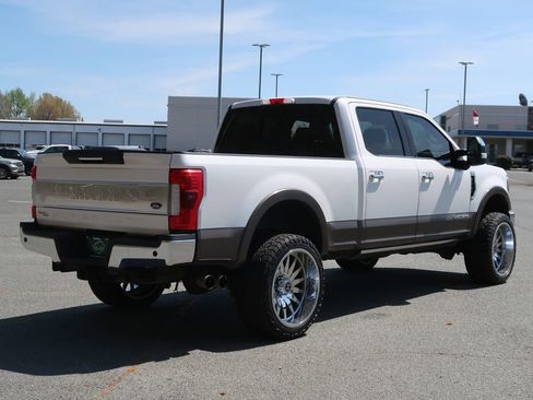 Used 2017 Ford F350 King Ranch w/ King Ranch Ultimate Package image 5