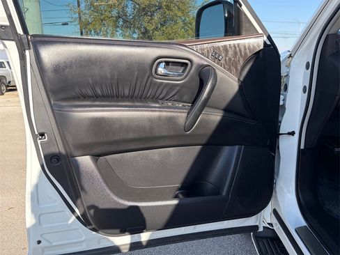 Used 2024 Nissan Armada Platinum w/ Captain's Chairs Package image 20