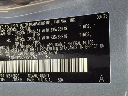 Used 2023 Toyota Highlander XLE FWD image 26