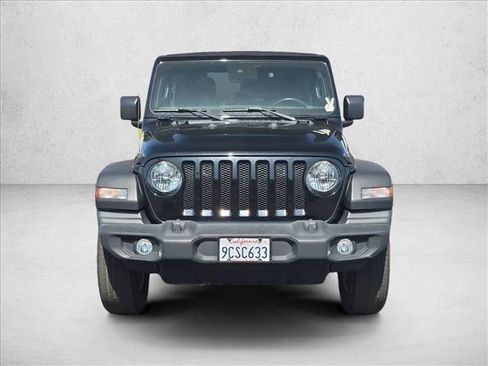 Used 2022 Jeep Wrangler Unlimited Sport w/ Sun And Sound Package AWD/4WD image 2