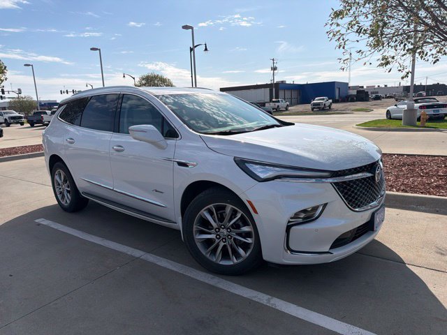 Used 2023 Buick Enclave Avenir w/ Avenir Technology Package AWD/4WD image 1