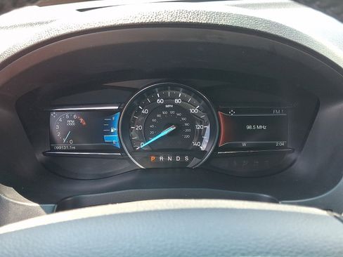 Used 2017 Ford Explorer XLT w/ Equipment Group 201A image 21