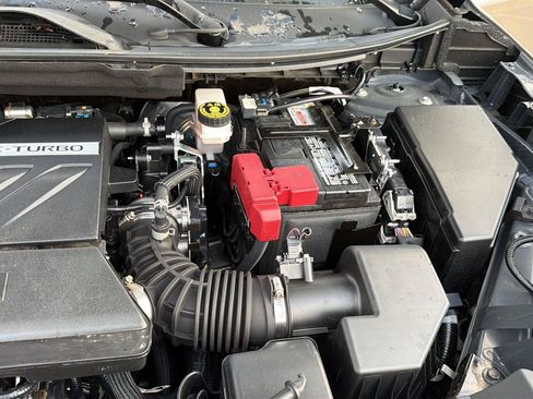 Used 2024 Nissan Rogue SV FWD image 35