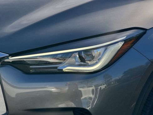 Certified 2025 INFINITI QX50 Luxe image 30