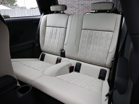 New 2026 MINI Cooper 2-Door Hardtop image 23