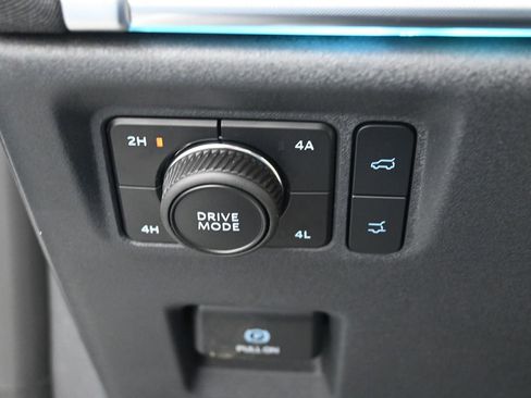 New 2026 Ford Expedition Max Platinum w/ Driver's Package AWD/4WD image 38