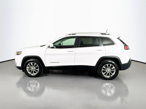 Used 2019 Jeep Cherokee Latitude Plus w/ Comfort/Convenience Group image 4