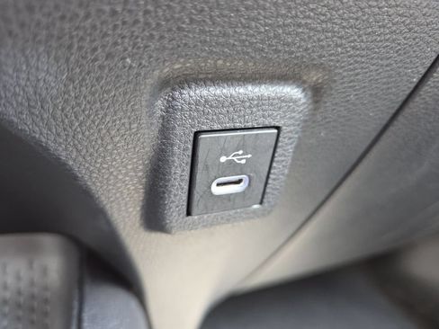 Used 2025 Toyota Corolla LE FWD image 13