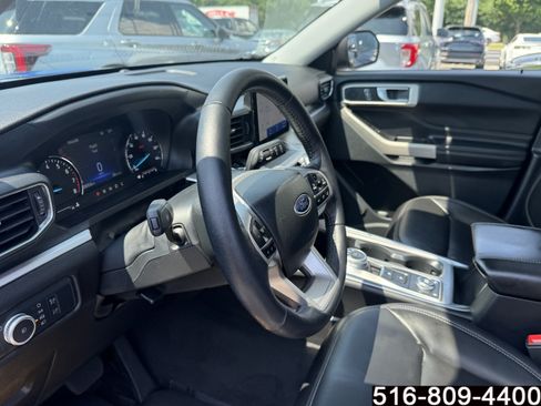 Used 2022 Ford Explorer XLT w/ Equipment Group 202A AWD/4WD image 25