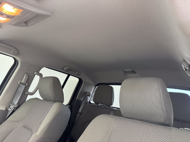 Used 2020 Nissan Frontier SV RWD image 5