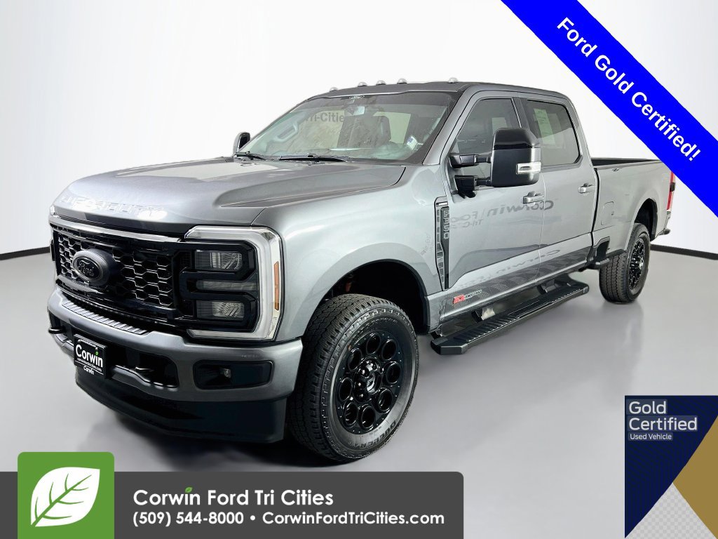 Used 2025 Ford F350 Lariat w/ Black Appearance Package AWD/4WD image 4