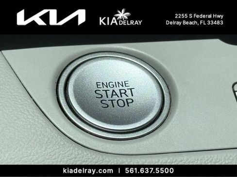 Used 2023 Hyundai Elantra Limited w/ Cargo Package FWD image 33