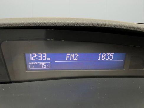 Used 2013 MAZDA MAZDA3 i SV image 40