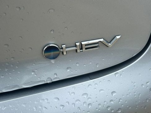 Used 2024 Toyota Prius Limited image 13