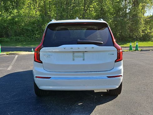 New 2026 Volvo XC90 T8 Ultra w/ Protection Package Premier AWD/4WD image 5