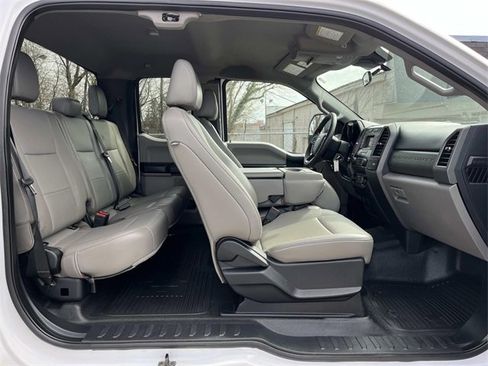 Used 2020 Ford F350 XL w/ Power Equipment Group image 25