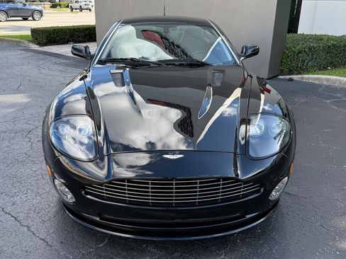 Used 2006 Aston Martin Vanquish S image 17