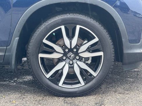 Used 2022 Honda Pilot Elite image 3
