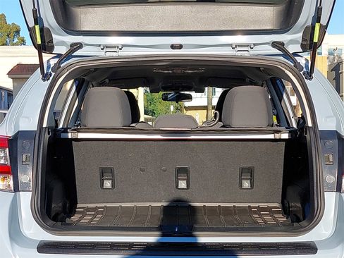 Certified 2023 Subaru Crosstrek 2.0i Premium image 12