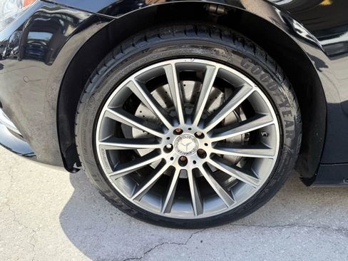 Used 2015 Mercedes-Benz S 550 Sedan image 16