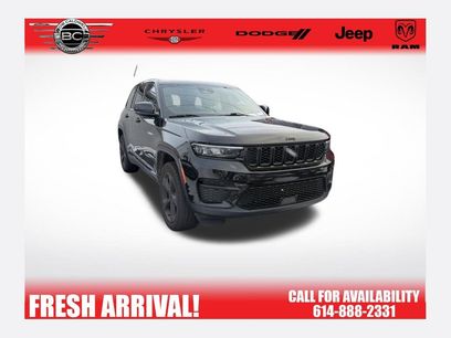 Used 2022 Jeep Grand Cherokee Altitude