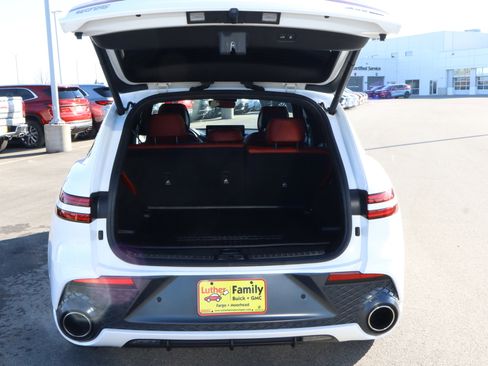 Used 2022 Genesis GV70 3.5T Sport w/ Sport Advanced Package image 15