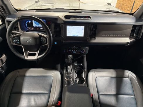 Used 2022 Ford Bronco Outer Banks w/ Sasquatch Package image 31