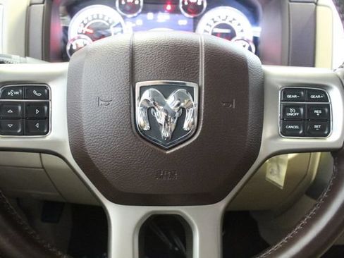 Used 2017 RAM 1500 Laramie AWD/4WD image 13