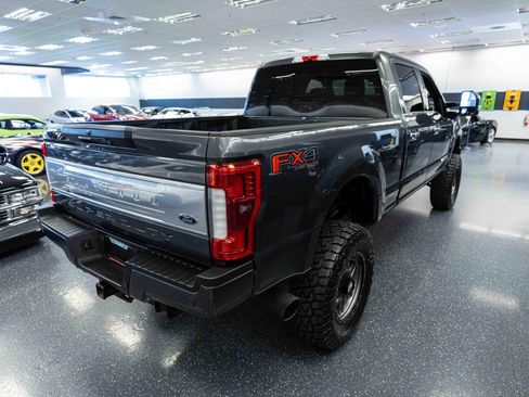 Used 2017 Ford F350 Platinum w/ Platinum Ultimate Package AWD/4WD image 6