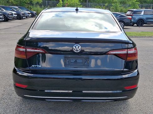 Used 2019 Volkswagen Jetta S w/ Driver Assistance Package FWD image 5